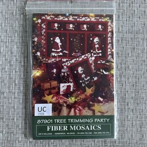 Santa Wall Quilt Pattern Tree Trimming Party Country Folk Primitive Tree Cottage